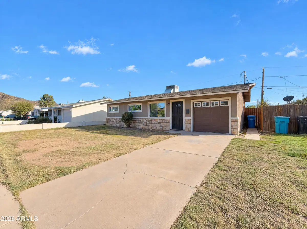 2221 W Altadena Avenue, Phoenix, AZ 85029 - #1