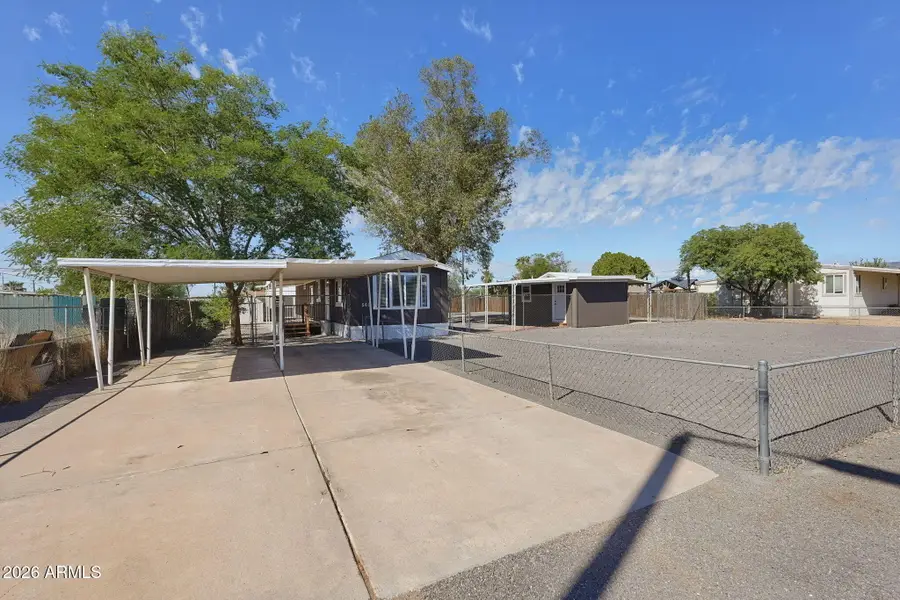 560 S Cornwall Drive, Apache Junction, AZ 85120 - #3