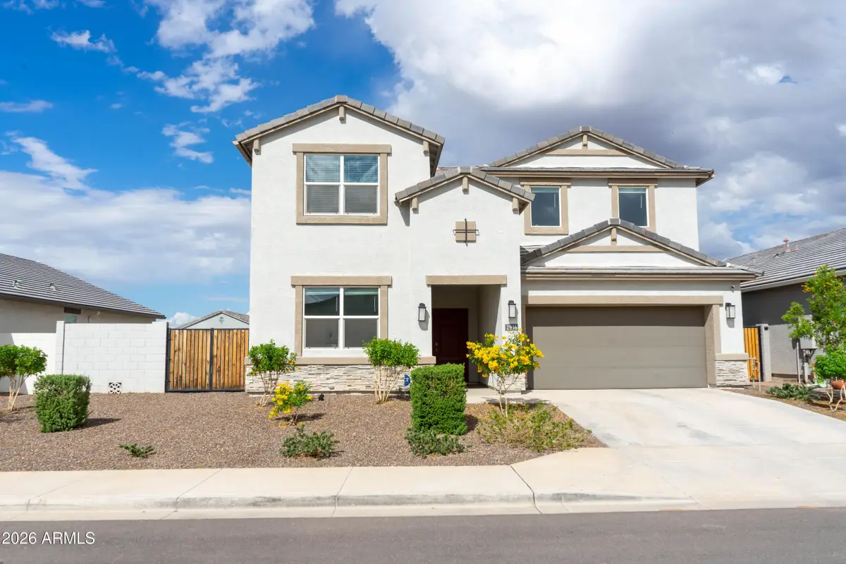 2916 W Stradling Avenue, Apache Junction, AZ 85120 - #1