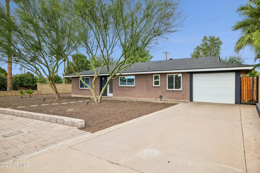 4002 E Devonshire Avenue, Phoenix, AZ 85018 - #3