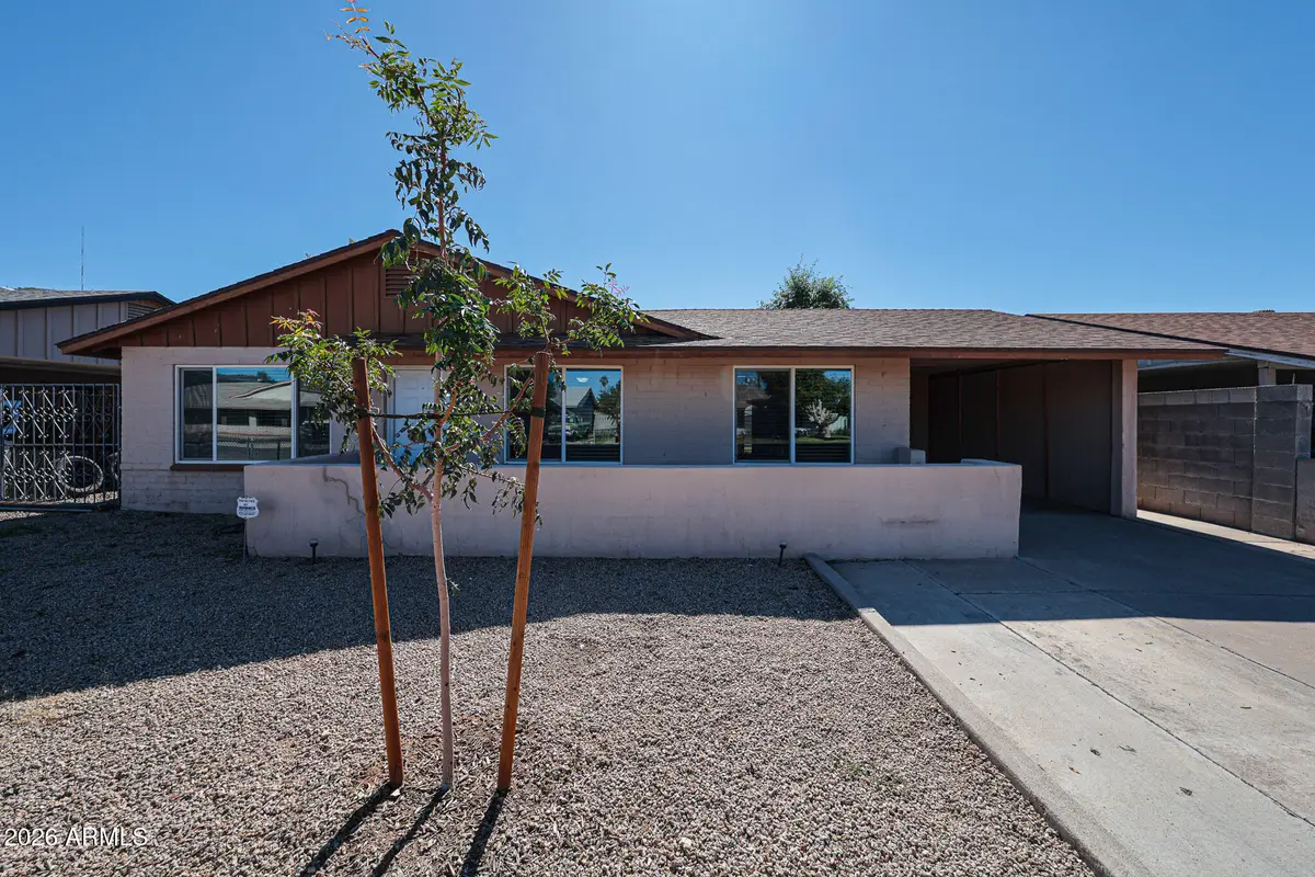 2041 W Dahlia Drive, Phoenix, AZ 85029 - #1