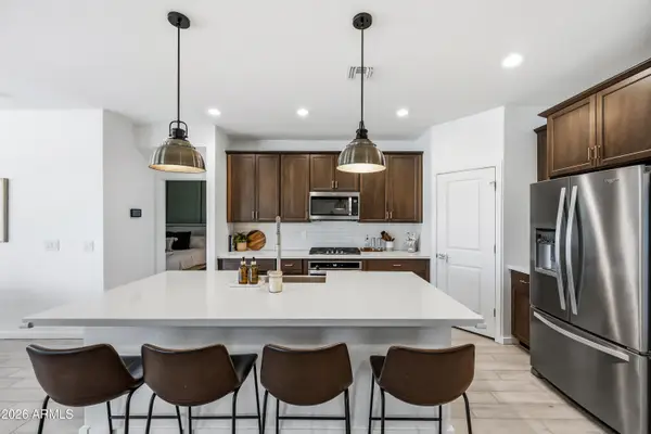 4088 E Sidesaddle Road, San Tan Valley, AZ 85140