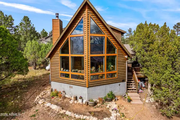 2228 Eagle Lane, Overgaard, AZ 85933