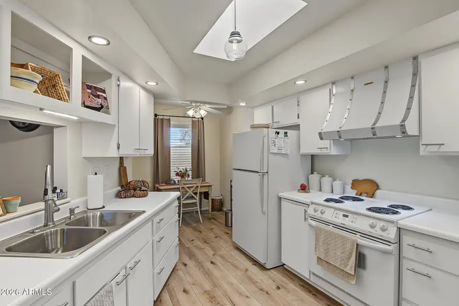 17444 N Boswell Boulevard, Sun City, AZ 85373 - #2