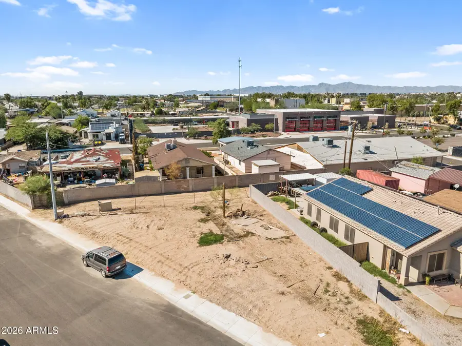 114 S 7th Street #17, Avondale, AZ 85323 - #3