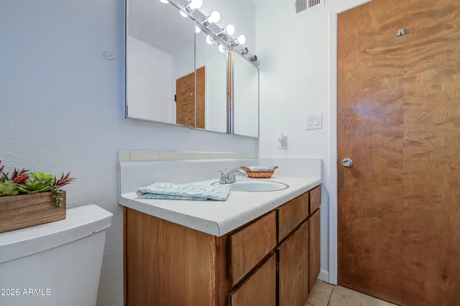 650 N Rennick Drive, Apache Junction, AZ 85120 - #3