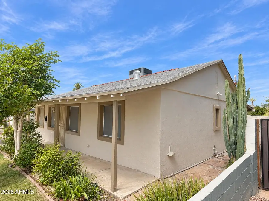 1332 E Weldon Avenue, Phoenix, AZ 85014 - #3