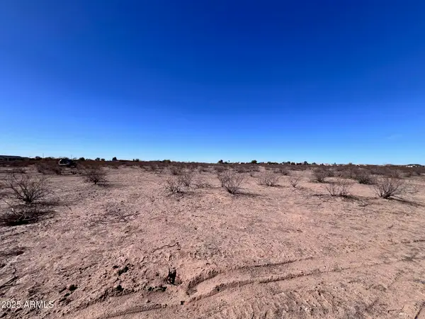 286XX N 221st Avenue #5, Wittmann, AZ 85361
