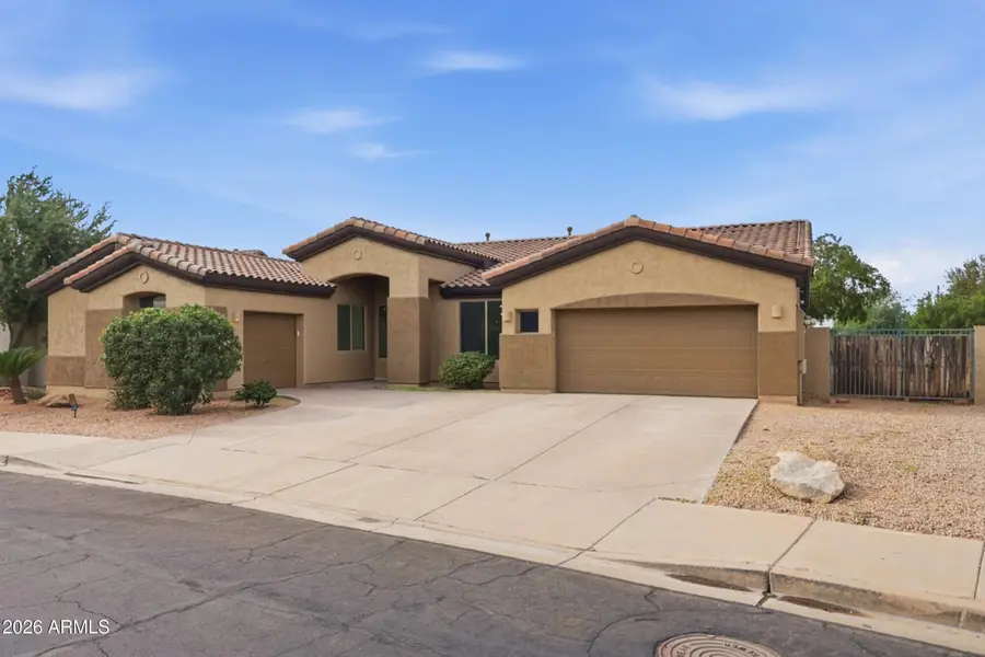 14899 W Hillside Street, Goodyear, AZ 85395 - #3