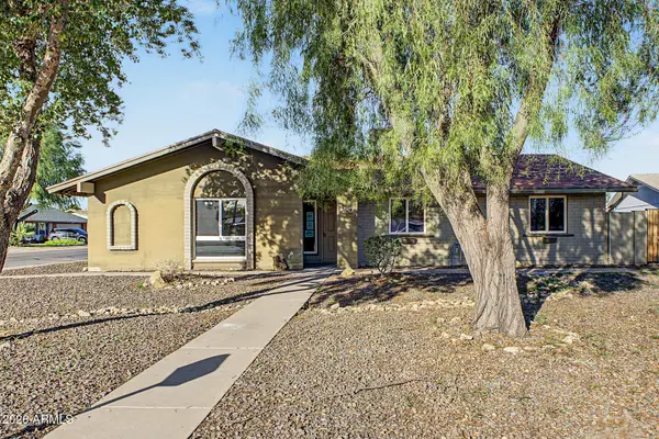 3824 W Shangri La Road, Phoenix, AZ 85029