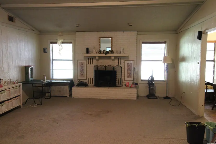 2453 Deerwood Dr, Hensley, AR 72065 - Image #2