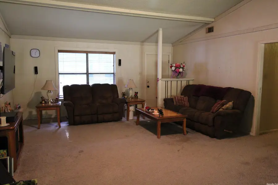 2453 Deerwood Dr, Hensley, AR 72065 - Image #3