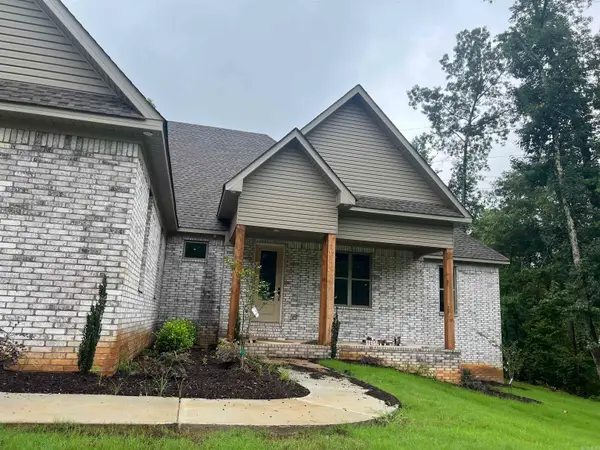3021 Navajo Way, Benton, AR 72019