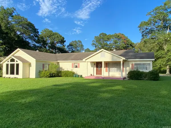 928 N Main St, Monticello, AR 71655