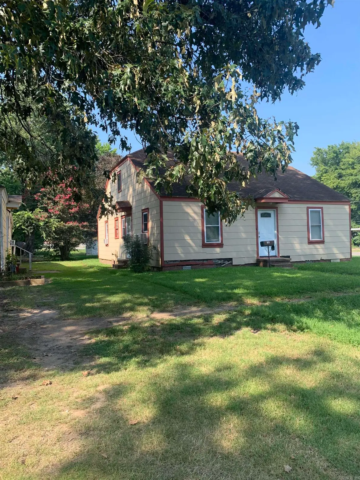 1311 Dill St, Newport, AR 72112 - Image #1