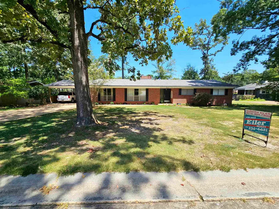 1110 Honeysuckle, Magnolia, AR 71753 - Image #2