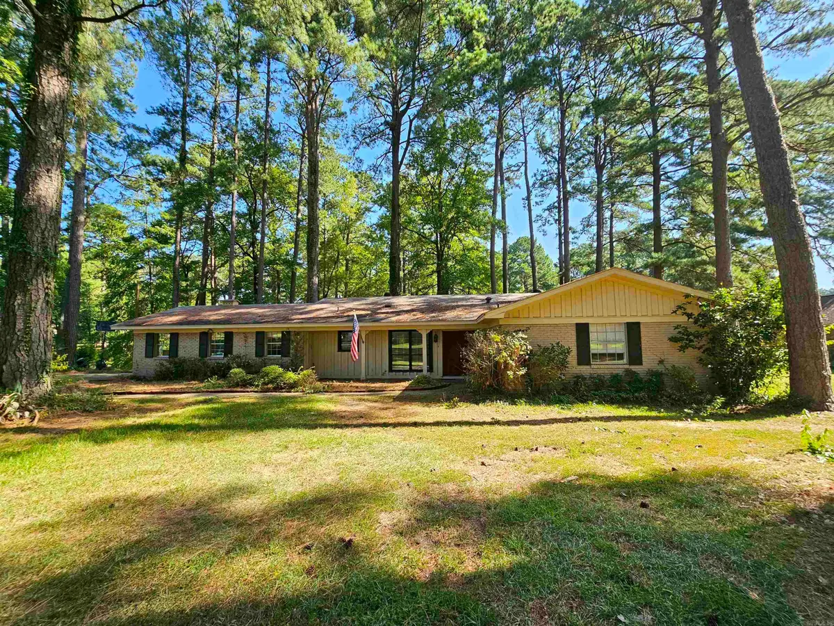 1608 S Lakewood, Magnolia, AR 71753 - Image #1