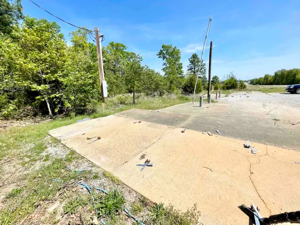 2269 62/412 Highway, Highland, AR 72562