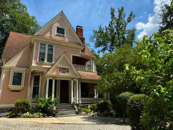 808 Park Avenue, Hot Springs, AR 71901