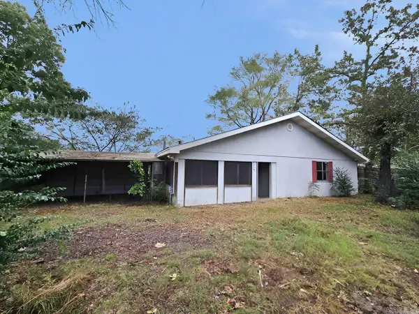 30 Adams Lake, Conway, AR 72032