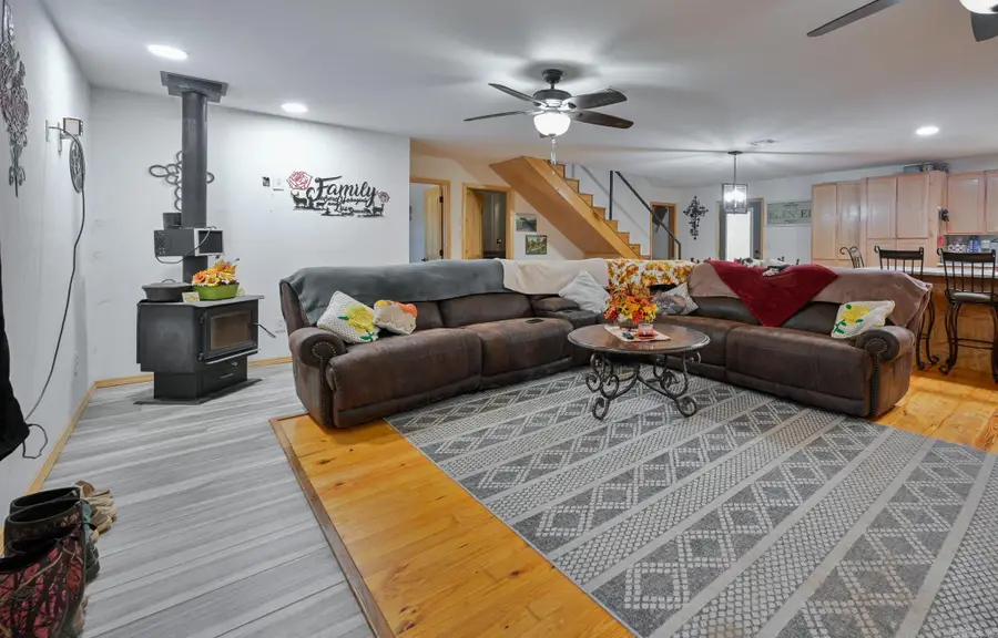 6083 Highway 71 S, Cove, AR 71937 - Image #3