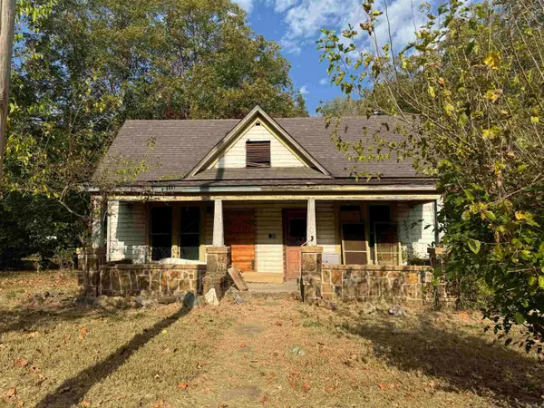 710 Eleventh St., Mena, AR 71953
