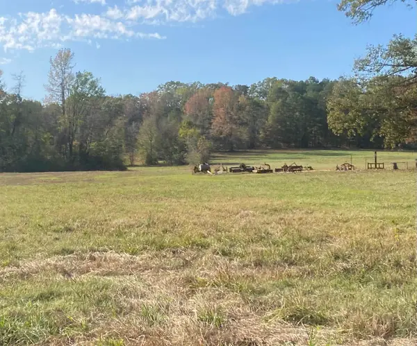 2211 Hilldale Road, Alexander, AR 72002