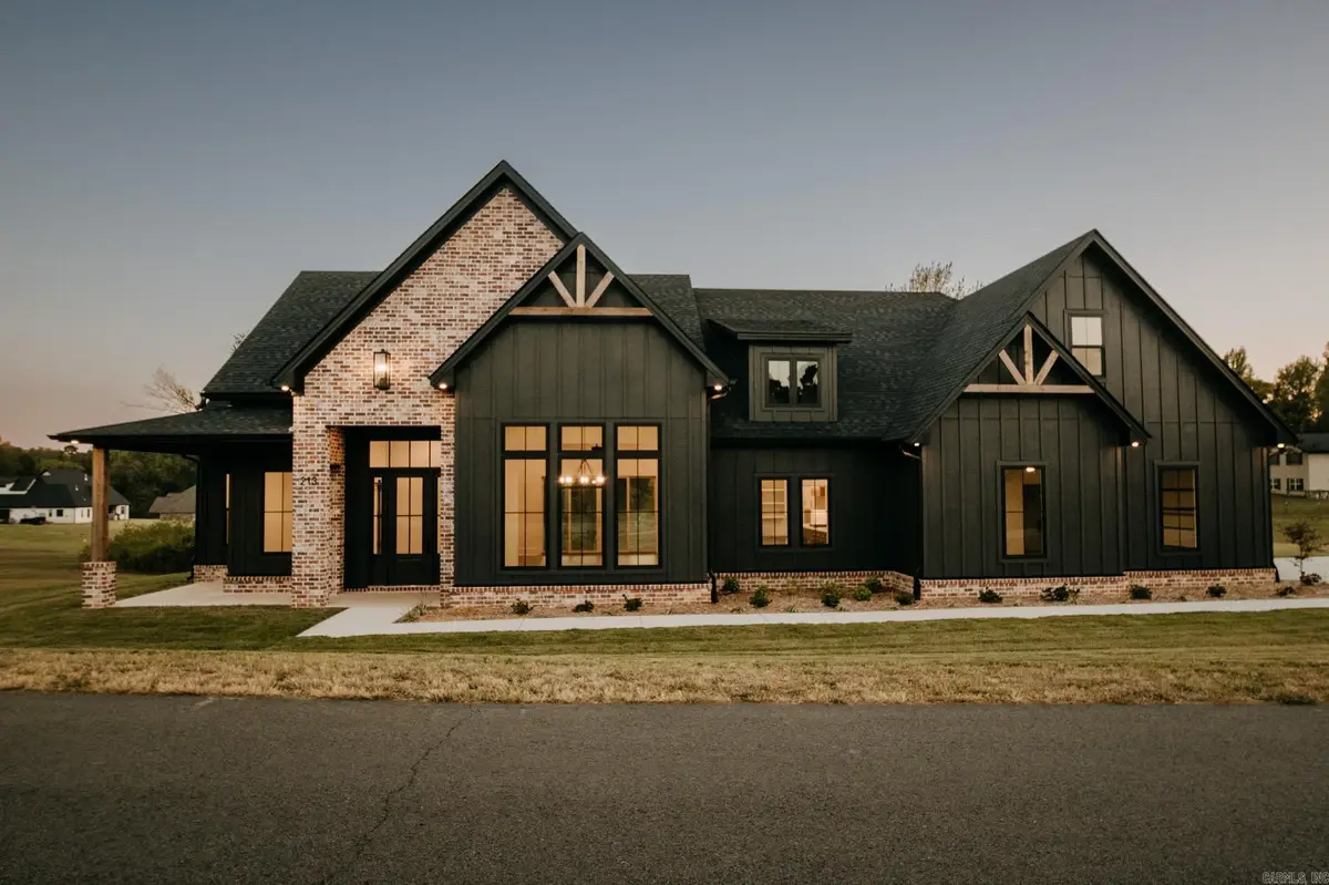 213 Hartman Lane, Benton, AR 72019 - Image #1