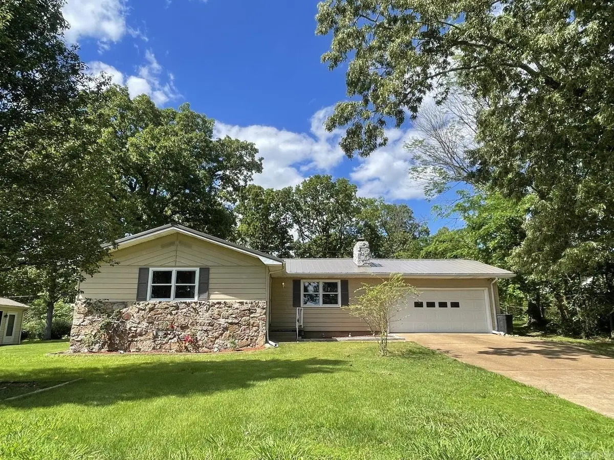 302 E Church Street, Horseshoe Bend, AR 72512 - Image #1