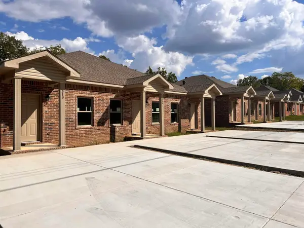 508 and 510 N Oak St, Searcy, AR 72143