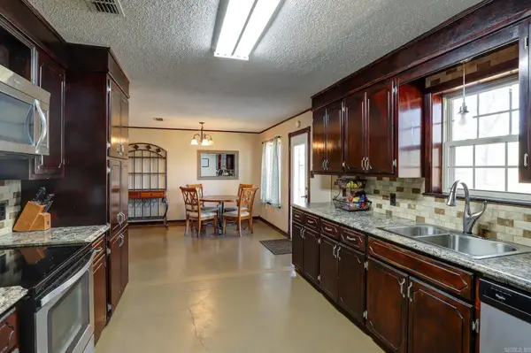 909 Miller County 18, Texarkana, AR 71854