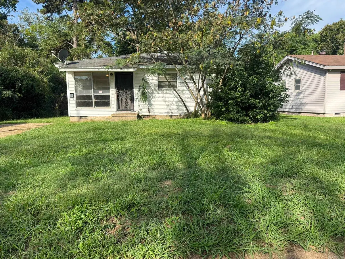 321 Glynn Ln, North Little Rock, AR 72117 - Image #1
