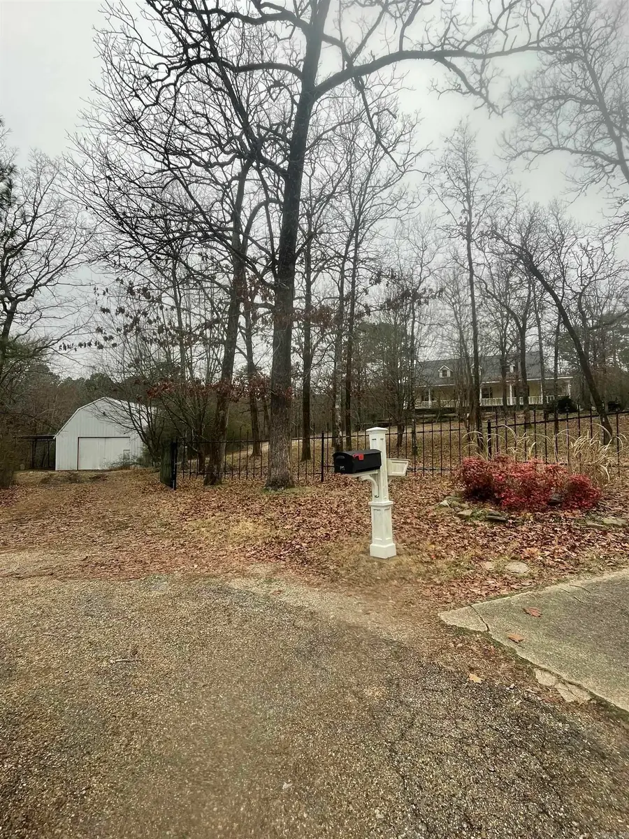 197 Tunica Trail, Hot Springs, AR 71913 - Image #2