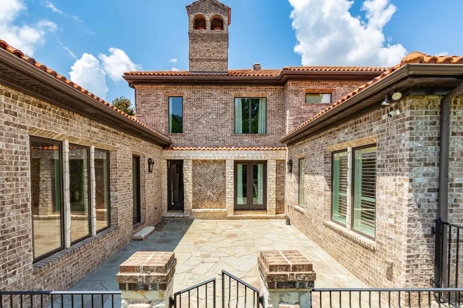 11 La Scala Court, Little Rock, AR 72212 - Image #2