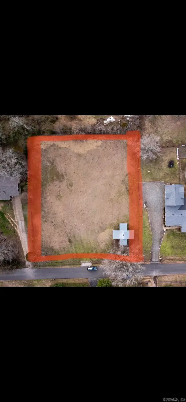 Address Withheld By Seller, Fountain Lake, AR 71909