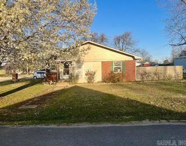 208 N 4th St, Marmaduke, AR 72443 - Image #1