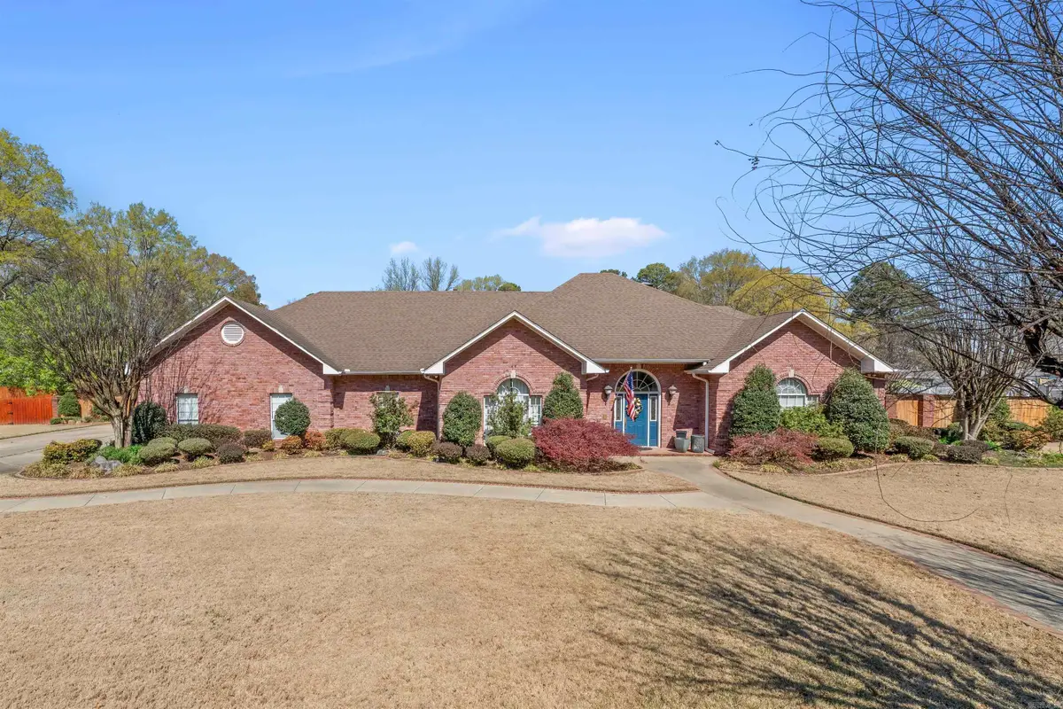 10 Woodland Dr, Jacksonville, AR 72076 - Image #1
