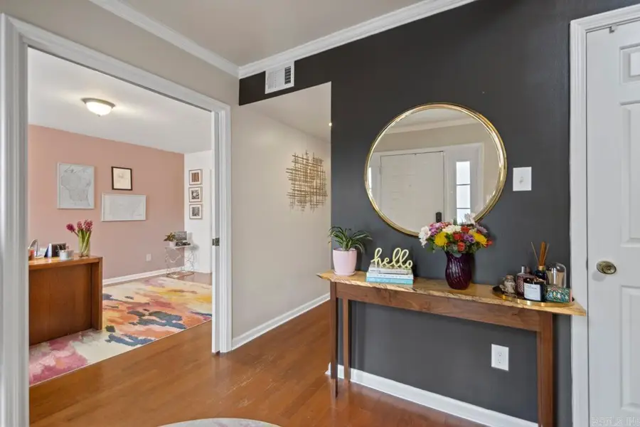 518 Cambridge Place, Little Rock, AR 72227 - Image #3