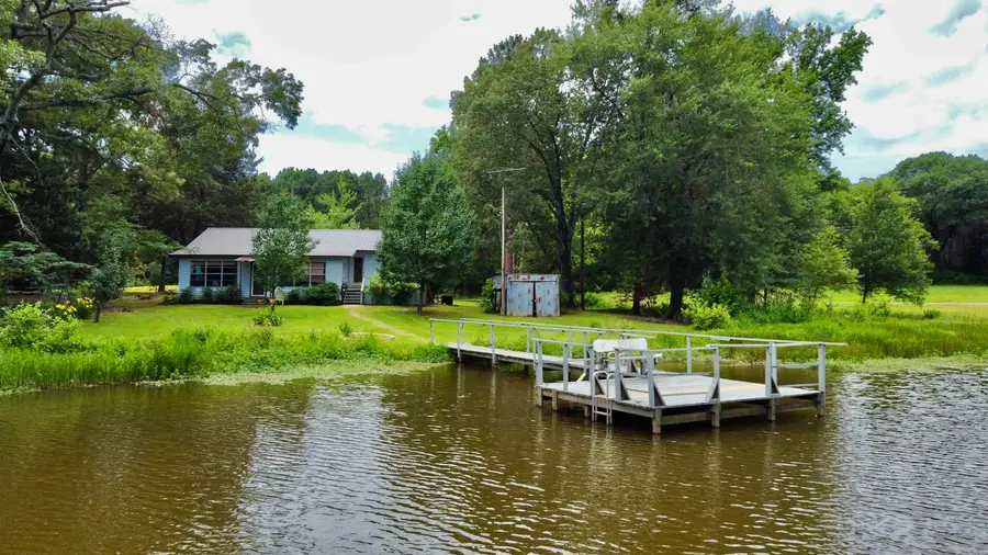 210 Omaha Dr., Omaha, TX 75571 - Image #2