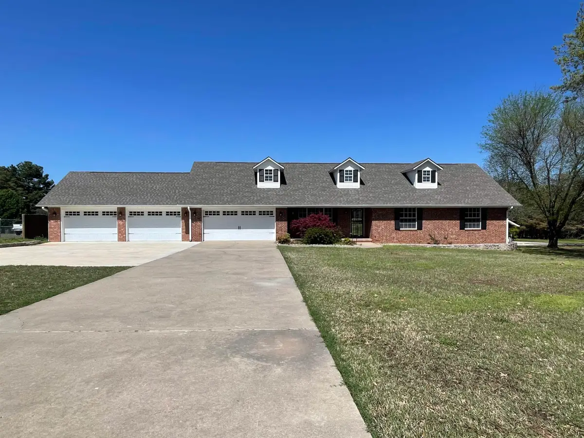 20 Shamrock Drive, Clarksville, AR 72830 - Image #1