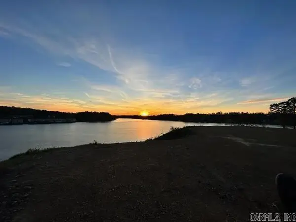 160 Hamilton Hts, Hot Springs, AR 71913