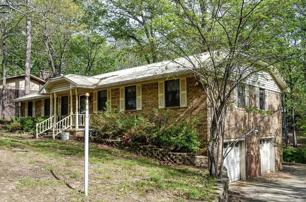 1912 Cedarhurst Drive, Benton, AR 72015