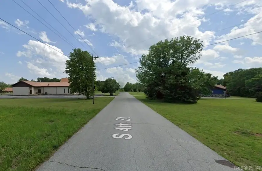 904 4th Street, Horseshoe Bend, AR 72512 - Image #3