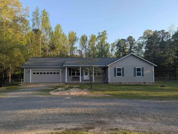 20 Pure Country Road, Greers Ferry, AR 72067