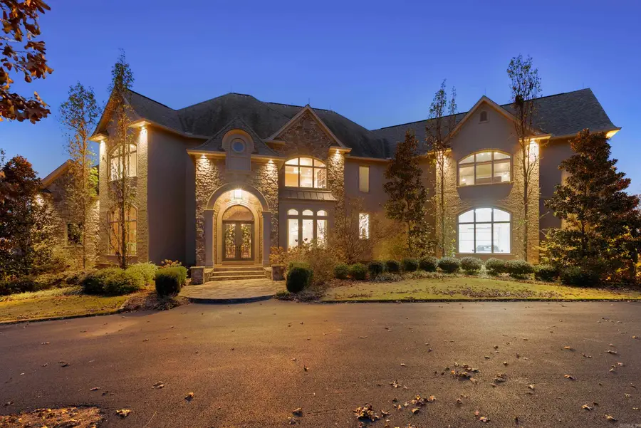 11 Skyland Dr, Conway, AR 72032 - Image #2