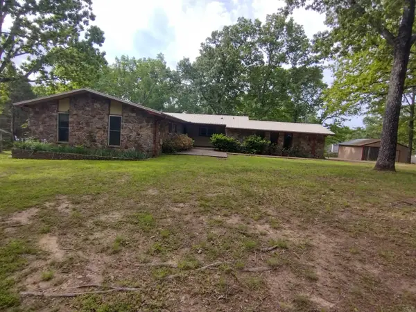 589 N Ridgeview, Mountain View, AR 72560
