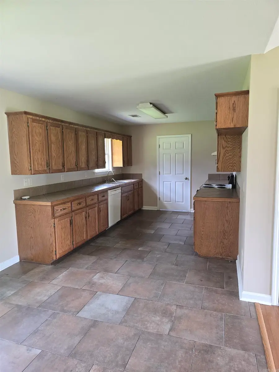 102 Mahoney Drive, Beebe, AR 72012 - Image #2
