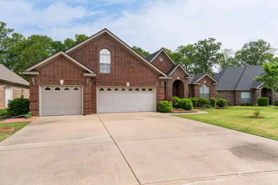 223 Maranes Cir, Maumelle, AR 72113 - #2