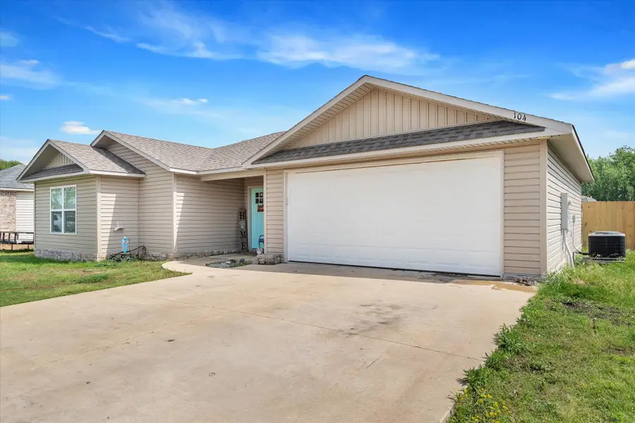 104 Stacy Drive, Paragould, AR 72450 - Image #2