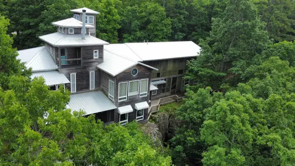 1349 Kahoka Road, Mountain View, AR 72560